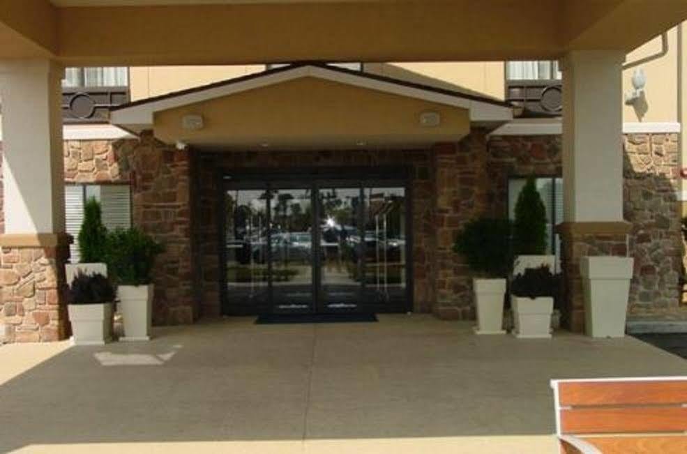 Holiday Inn Express And Suites Kittanning, An Ihg Hotel Exterior photo