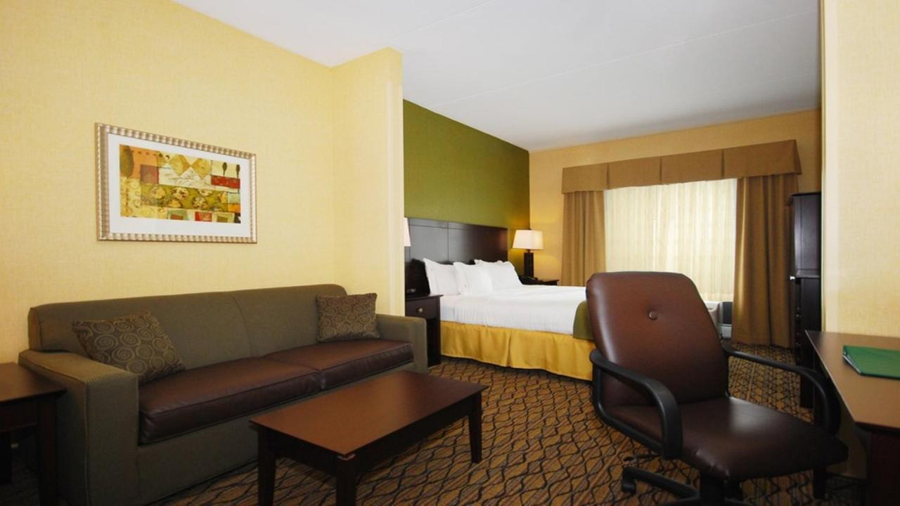 Holiday Inn Express And Suites Kittanning, An Ihg Hotel Exterior photo